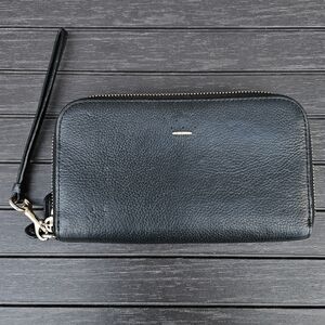 Coach Heritage Black Soft Leather Zip Around Wallet Organizer Clutch Bag